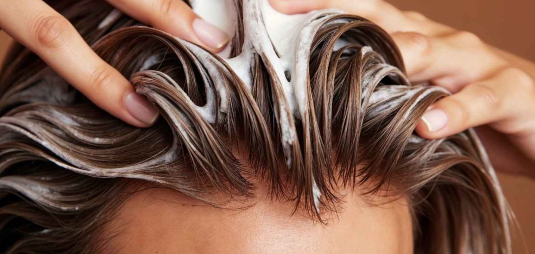 woman-applying-shampoo-her-hair (1)