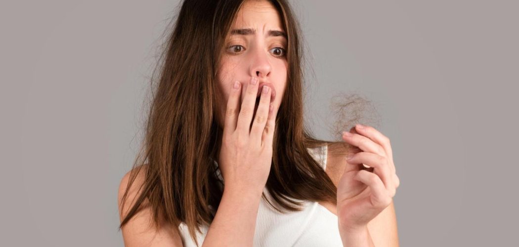 woman-loosing-hair-hair-loss-problem-baldness (2)